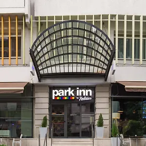Park By Radisson & Bukareszt