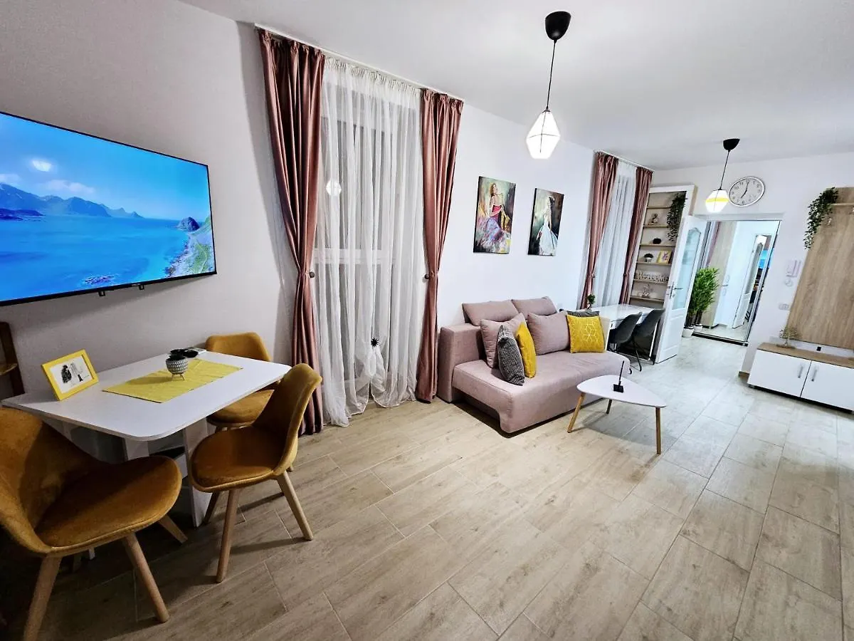 Lovely New Balcony Apartment Cismigiu Park - Pop5 Bucharest