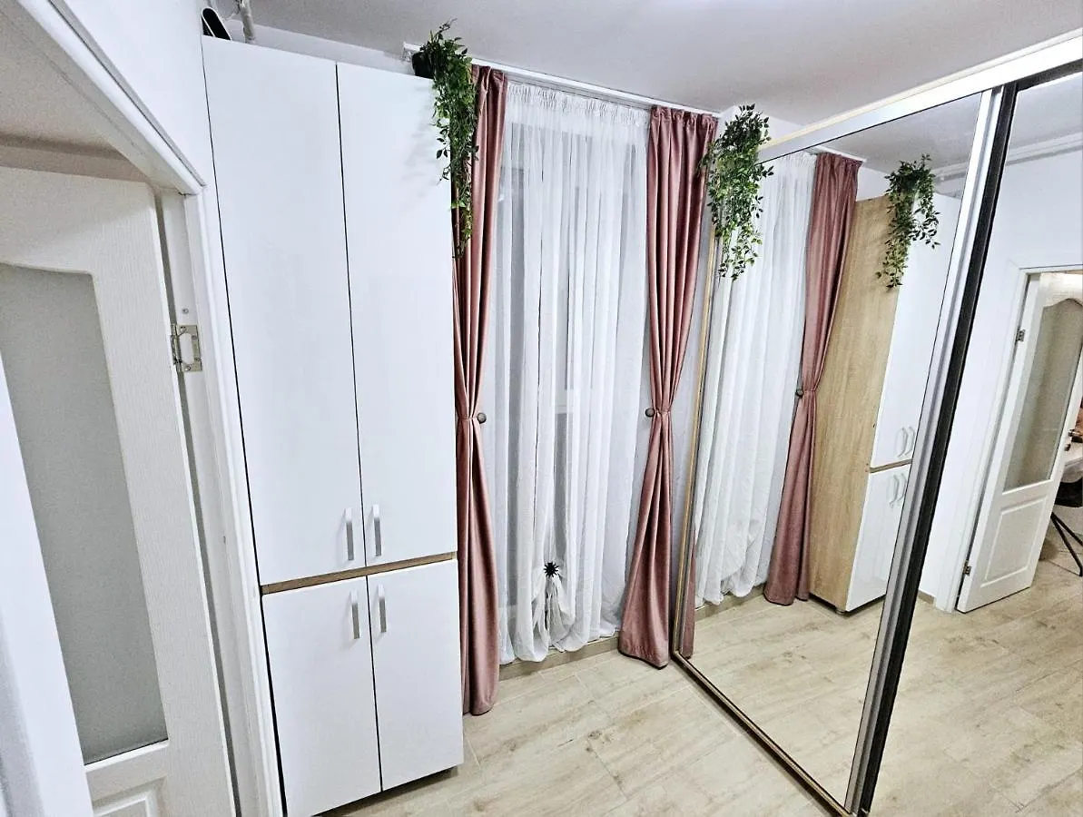 Lovely New Balcony Apartment Cismigiu Park - Pop5 Bucharest