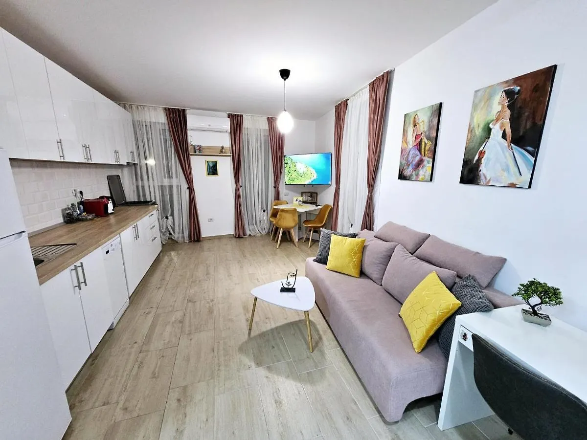 Lovely New Balcony Apartment Cismigiu Park - Pop5 Bucarest