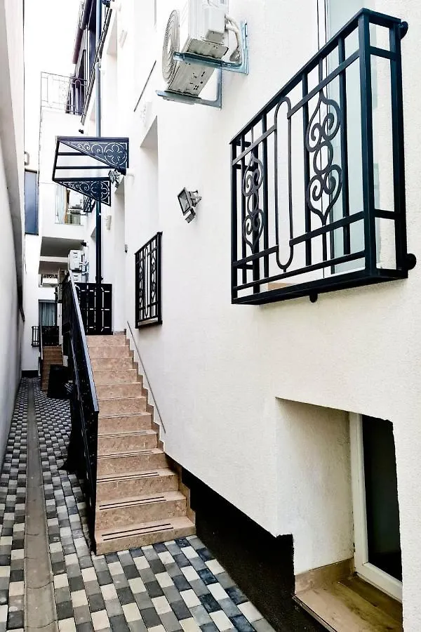 Lovely New Balcony Apartment Cismigiu Park - Pop5 Bucarest