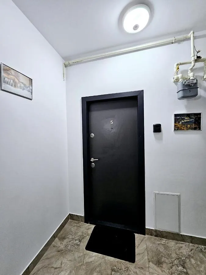 Lovely New Balcony Apartment Cismigiu Park - Pop5 Bucharest Romania