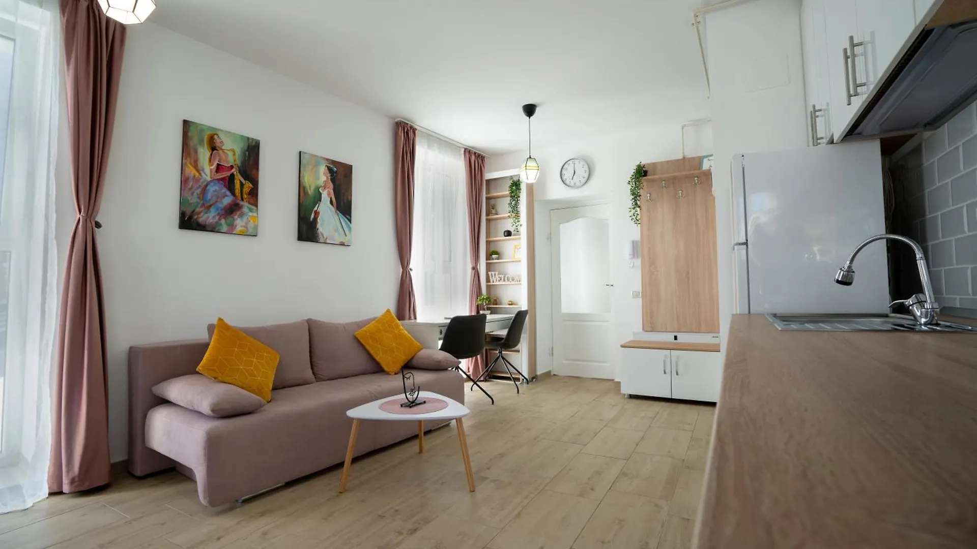 Lovely New Balcony Apartment Cismigiu Park - Pop5 Bucharest