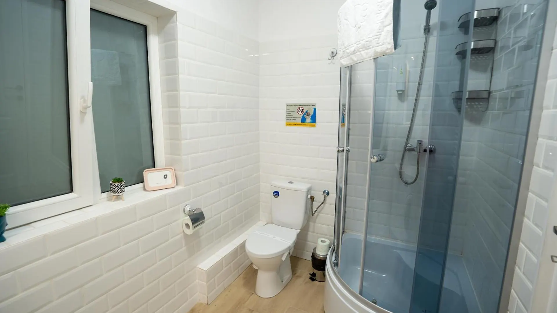 Lovely New Balcony Apartment Cismigiu Park - Pop5 Bucharest