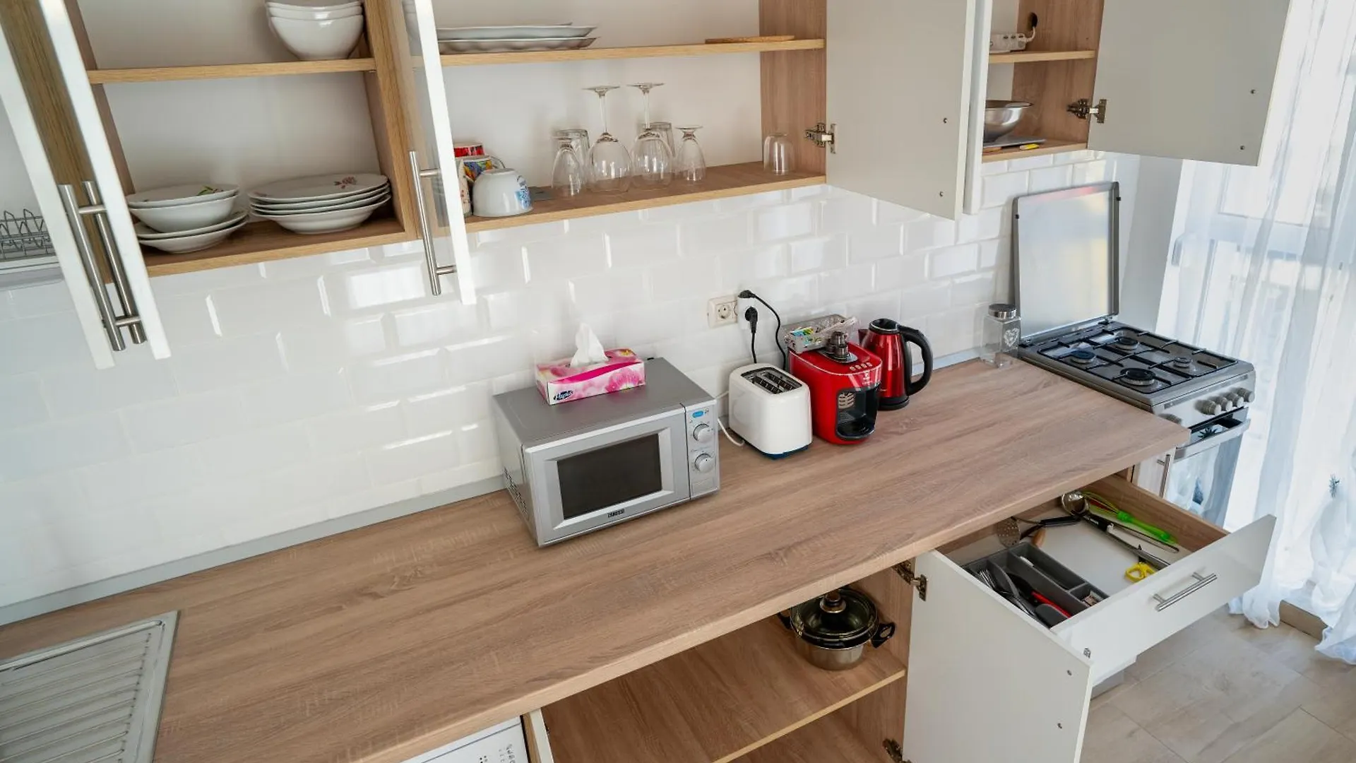Lovely New Balcony Apartment Cismigiu Park - Pop5 Bucarest 0*,  Roumanie