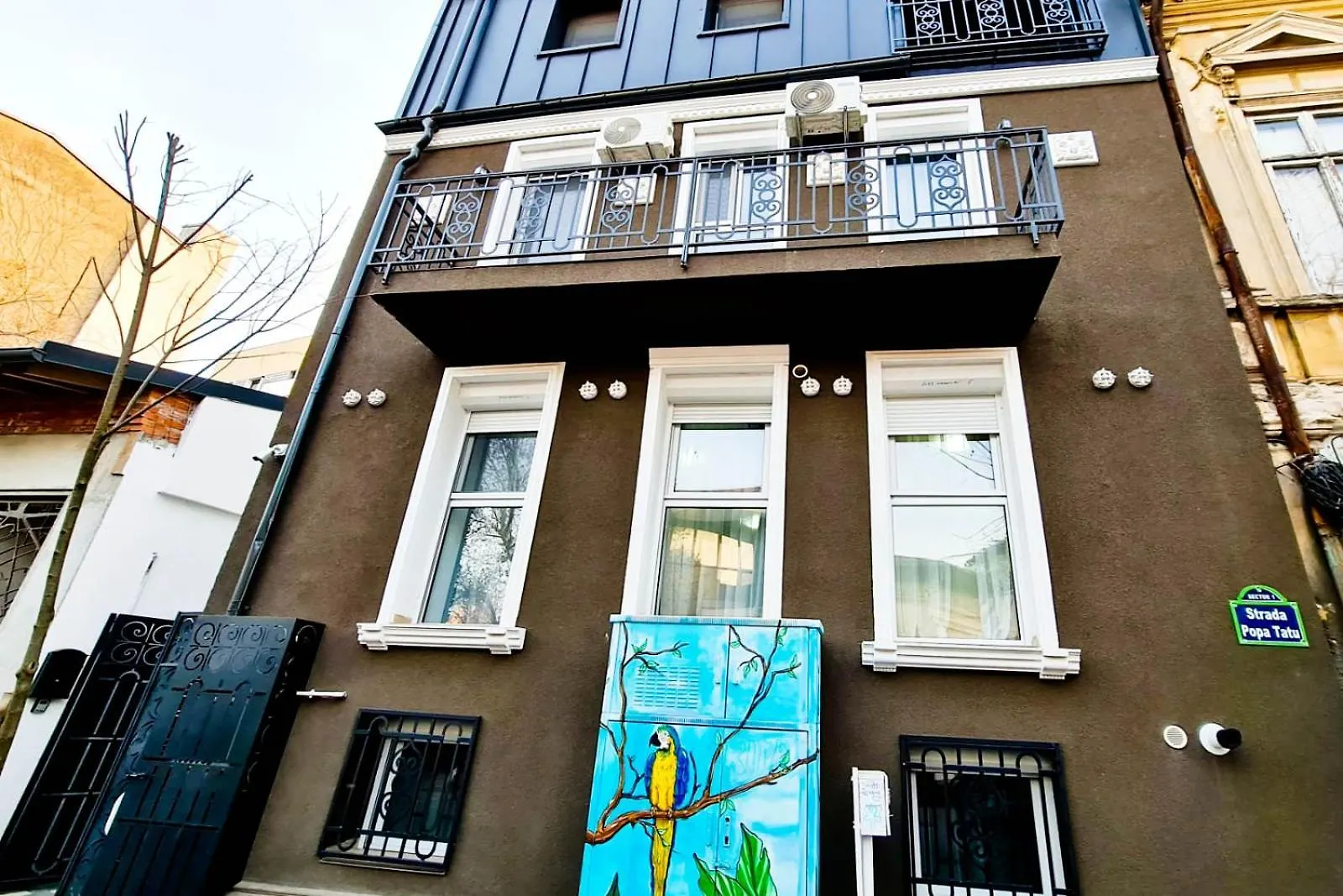 Lovely New Balcony Apartment Cismigiu Park - Pop5 Bucharest 0*,  Romania